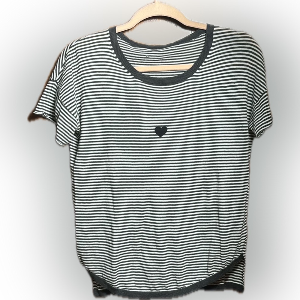 Heart striped t shirt
